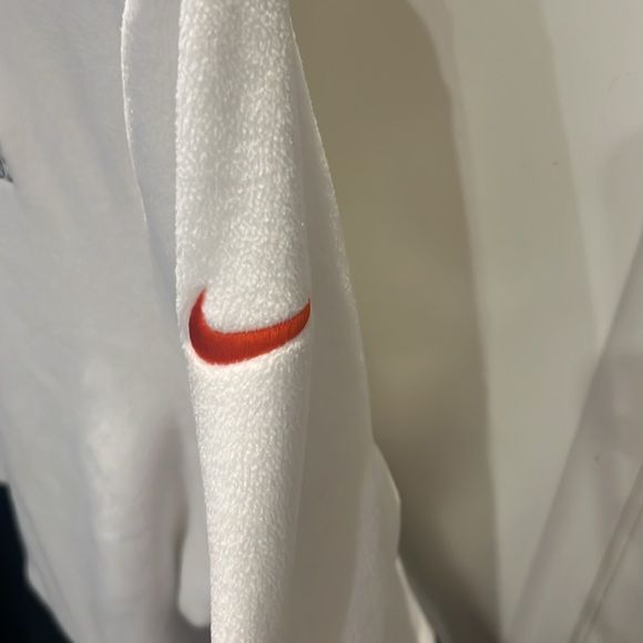 Nike NFL Browns Quarter Zip Women’s Fleece - Picture 3 of 7